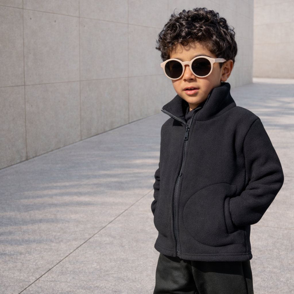 Black fleece hoodie full zipper